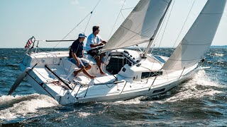 BENETEAU Oceanis 401 Full Review amp Walkthrough Onboard The Latest Born 40footer Sailboat Cruiser [upl. by Bocock]