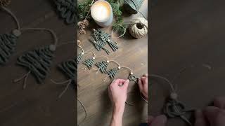 DIY Makramee WeihnachtsGirlande [upl. by Garaway]