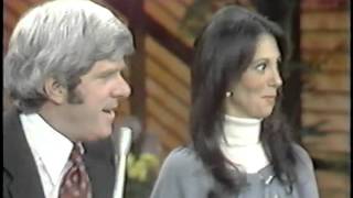 Marlo Thomas Meeting Phil on The Donahue Show [upl. by Greta]