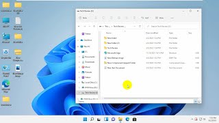 How To Move Documents Downloads Desktop To Another Drive On Windows 11 [upl. by Porta]