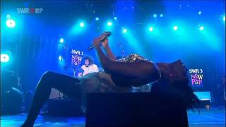 HD Noisettes  Dont Upset The Rhythm Live  New Pop Festival 2009 [upl. by Atibat]