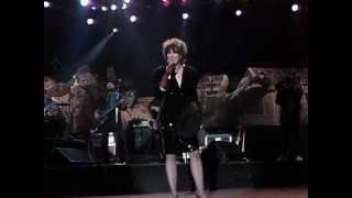 KT Oslin  Hey Bobby Live at Farm Aid 1990 [upl. by Lorenzo451]