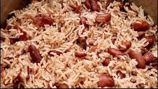 HOW TO MAKE THE BEST JAMAICAN RICE AND PEAS [upl. by Sulakcin427]